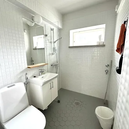 Unique House Only 3 Min From The Airport *