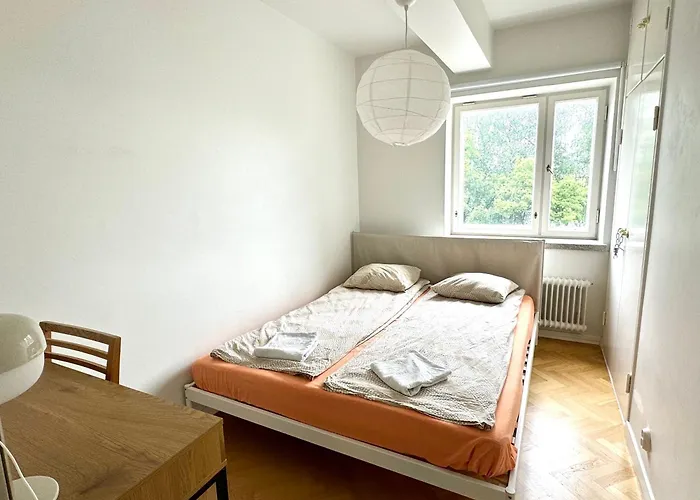 Unique House Only 3 Min From The Airport Гостевой дом Вантаа